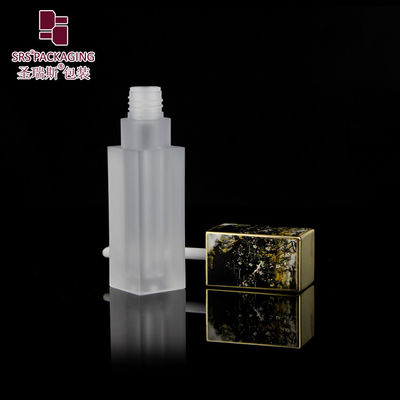 kupować 2ml mini hurtowe wysokiej jakości China Style kwiaty opadłe frostowane lampy z błyszczącym blaskiem warg online manufacture
