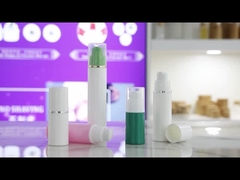 A024 biała butelka z białą czapką z srebrną linią butelka bez powietrza PP do kremu serumowego